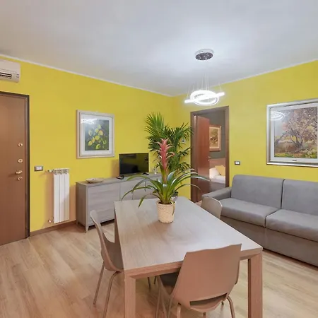 Way Rent - Con Terrazzo Zona Sempione Milan