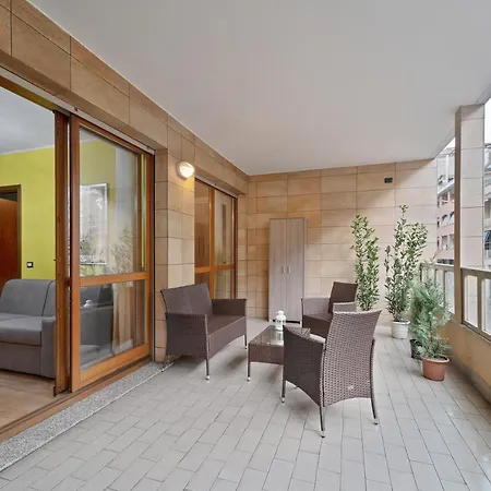 Way Rent - Con Terrazzo Zona Sempione Milan